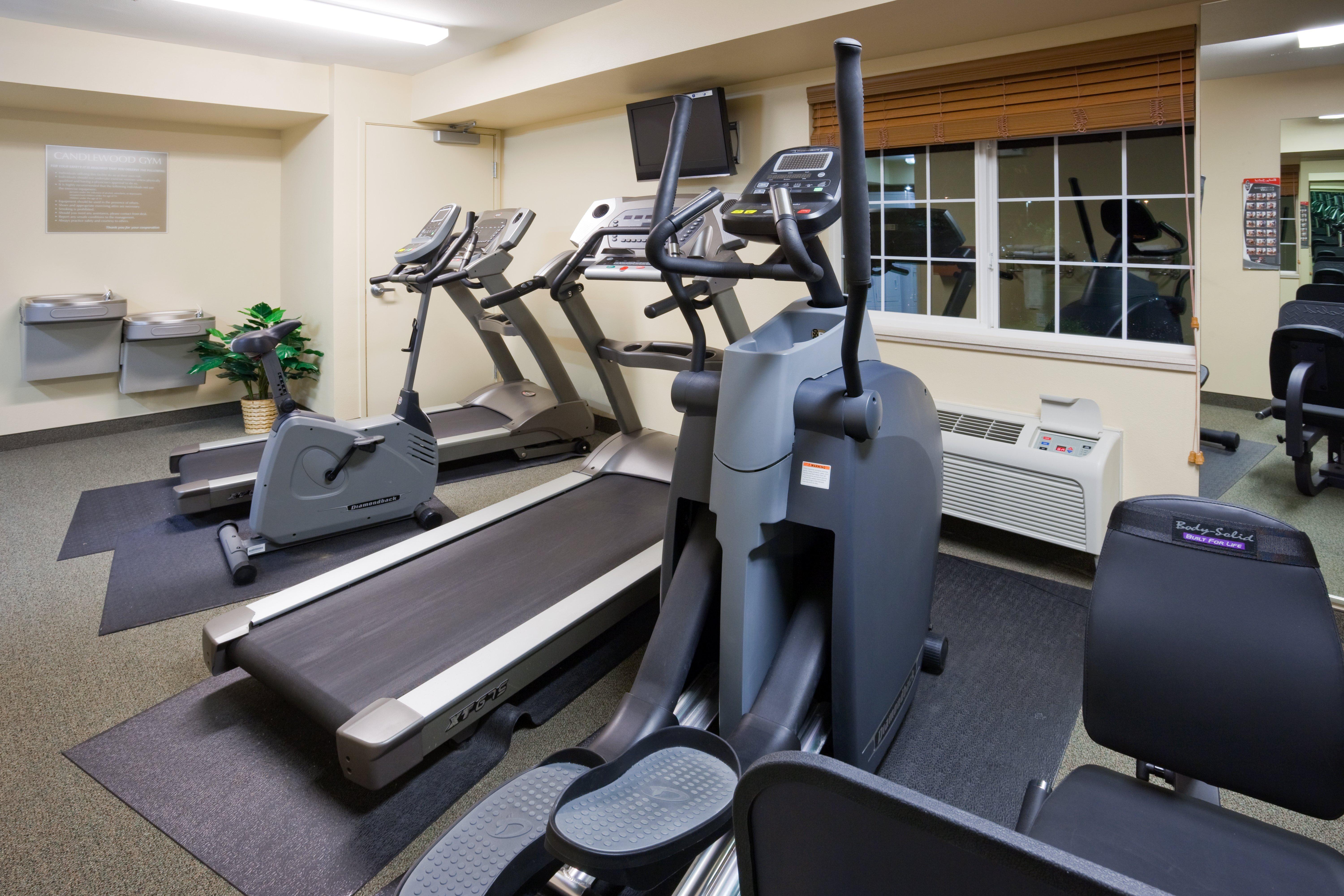 Candlewood Suites Milwaukee Brown Deer, An Ihg Hotel Esterno foto
