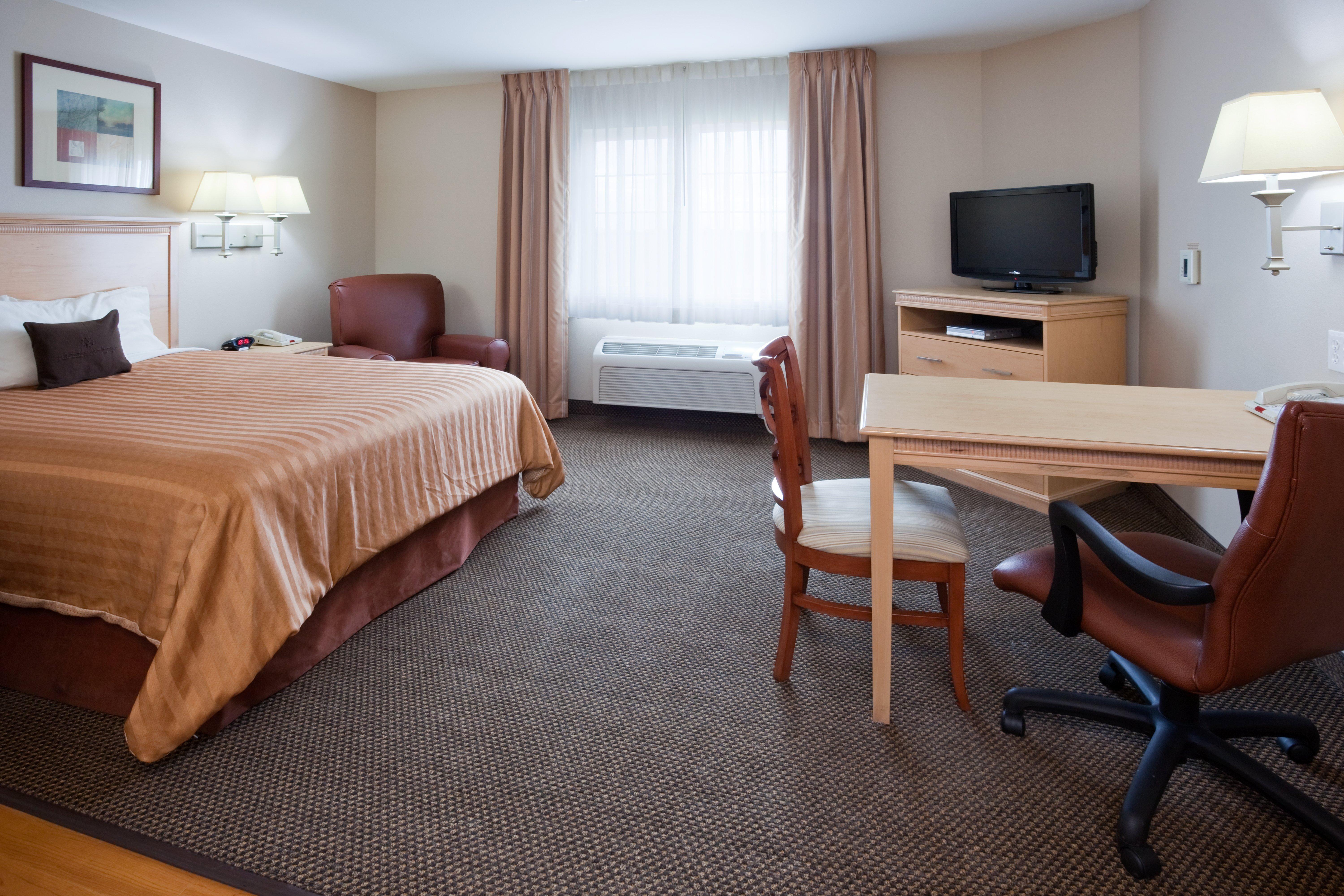 Candlewood Suites Milwaukee Brown Deer, An Ihg Hotel Esterno foto
