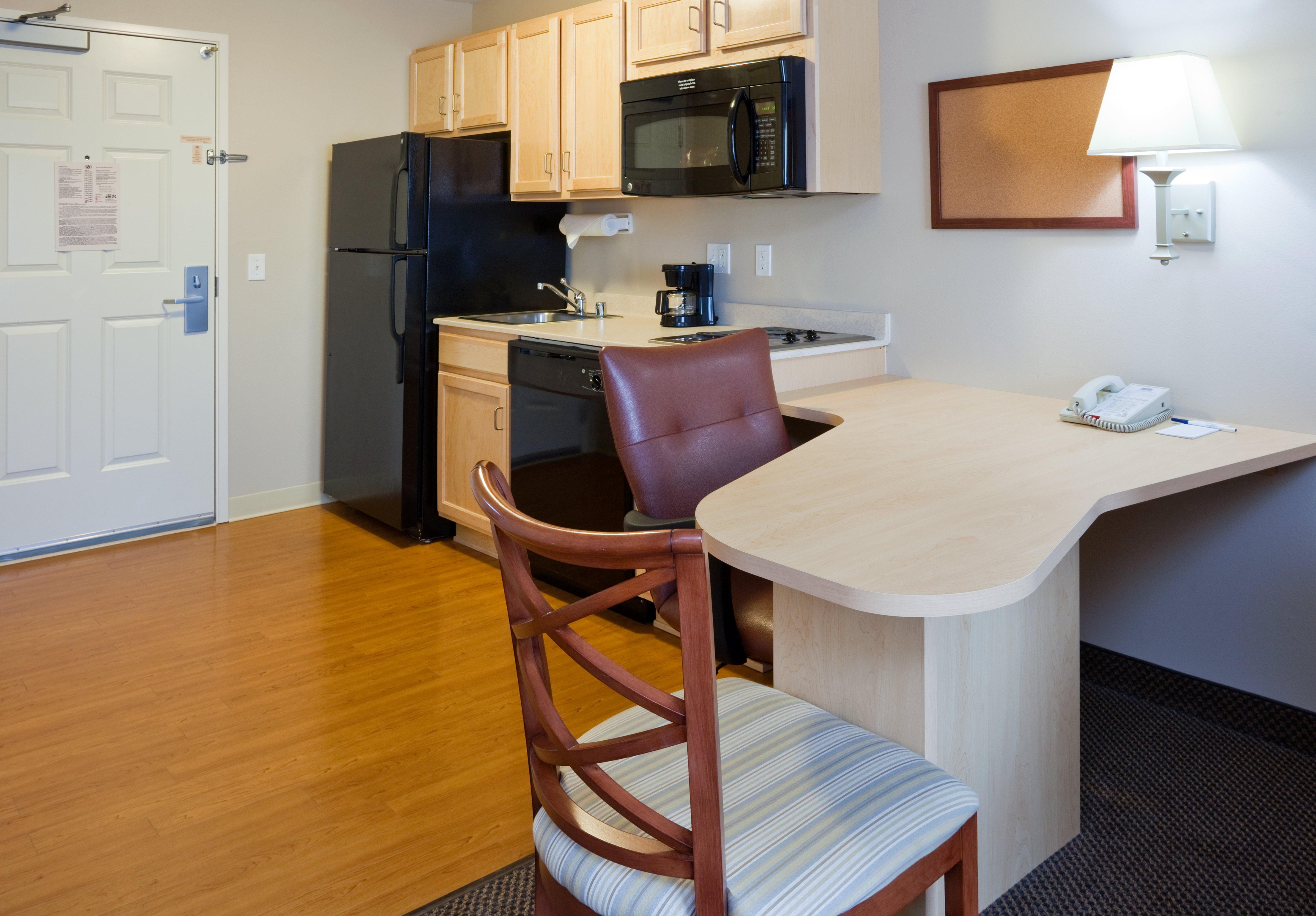 Candlewood Suites Milwaukee Brown Deer, An Ihg Hotel Esterno foto